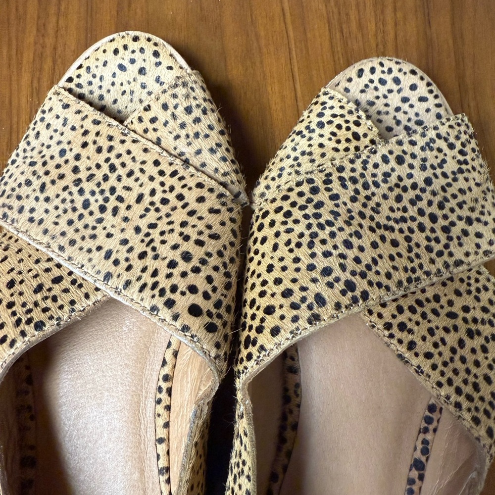 Madewell Tan and Black Spotted Flats - Picture 2 of 4